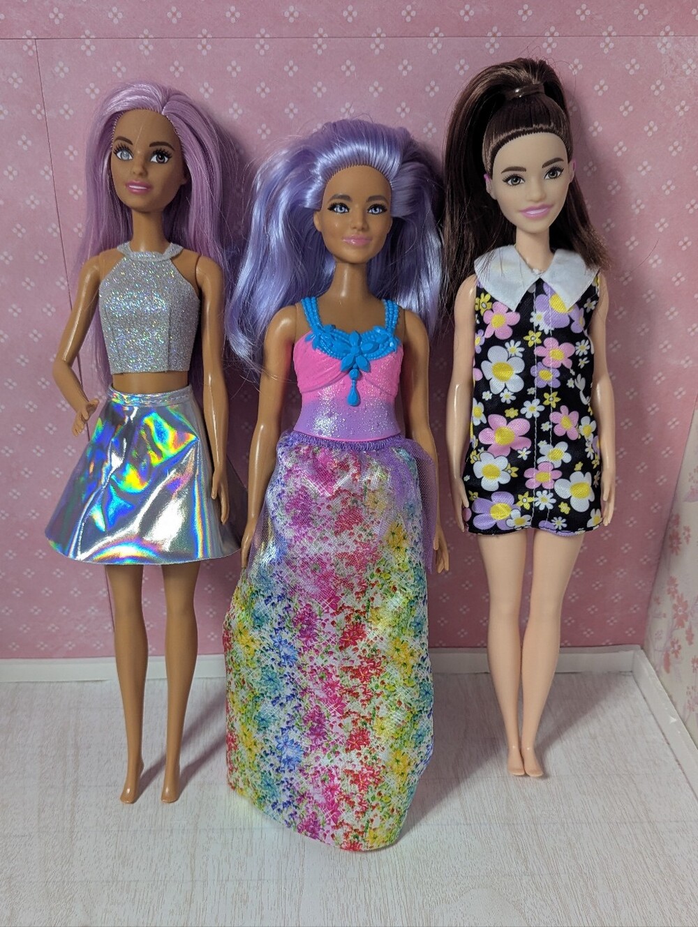 3 Barbie Dolls Dreamtopia Popstar Singer Hearing Aid Deaf